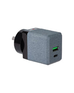 Load image into Gallery viewer, iPhone &amp; Samsung fast charge wall charger 30W

